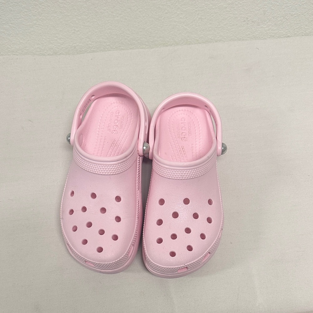 CROCS Womens Size 7 Light Pink Wedge Sandals